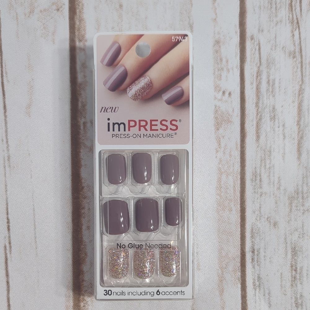 KISS Gel Fantasy and imPRESS Nail Collection - Pink, Blue, Silver - Picture 5 of 8
